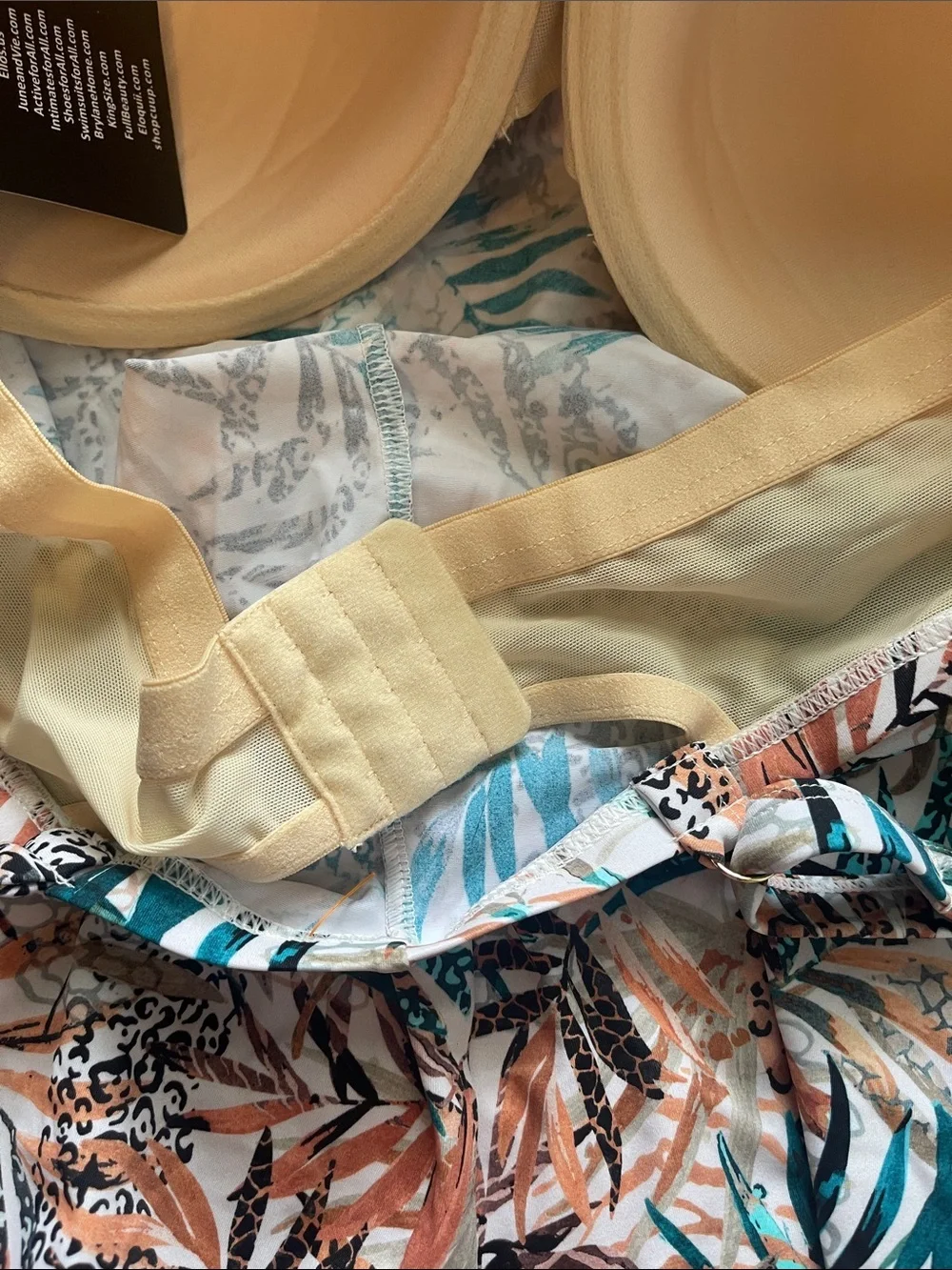 New Swimsuits For All Tropical animal Leaf Print Tankini Top swimsuit underwire
